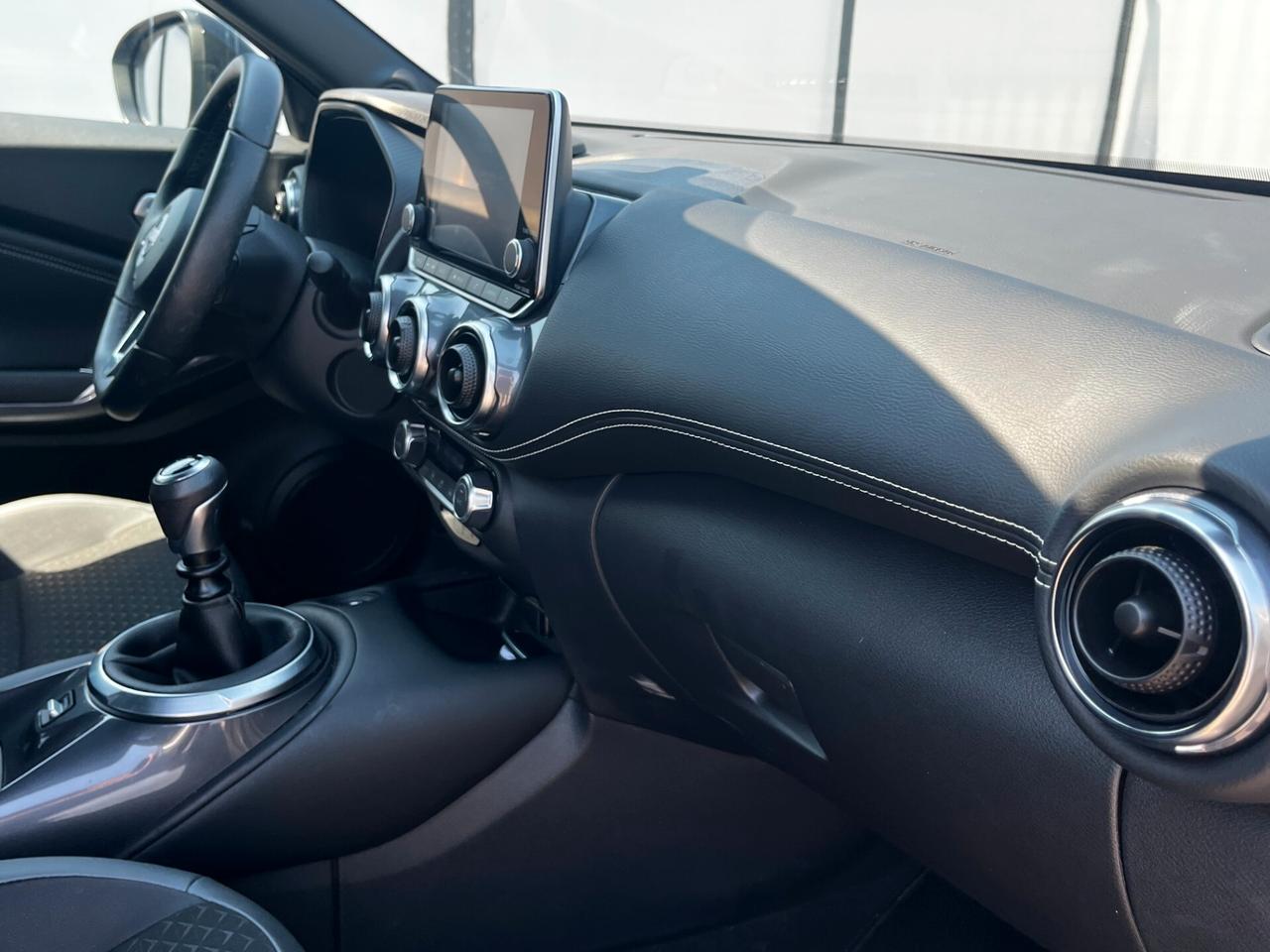 Nissan Juke 1.0 DIG-T 114 CV N-Connecta
