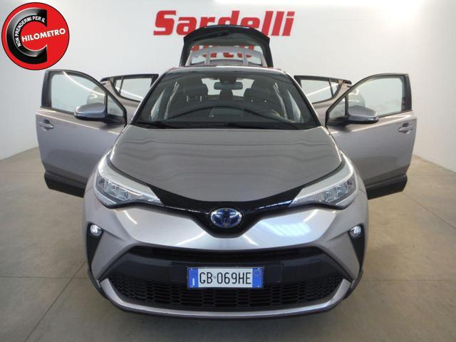 TOYOTA C-HR 1.8 Hybrid E-CVT Business