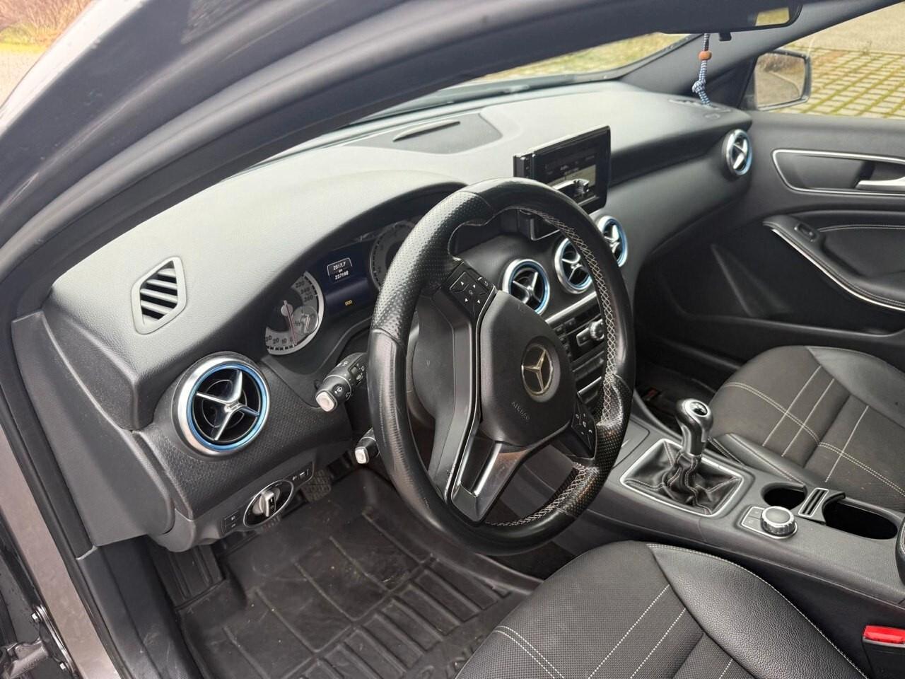 Mercedes-benz A 180 CDI Dark Night Edition