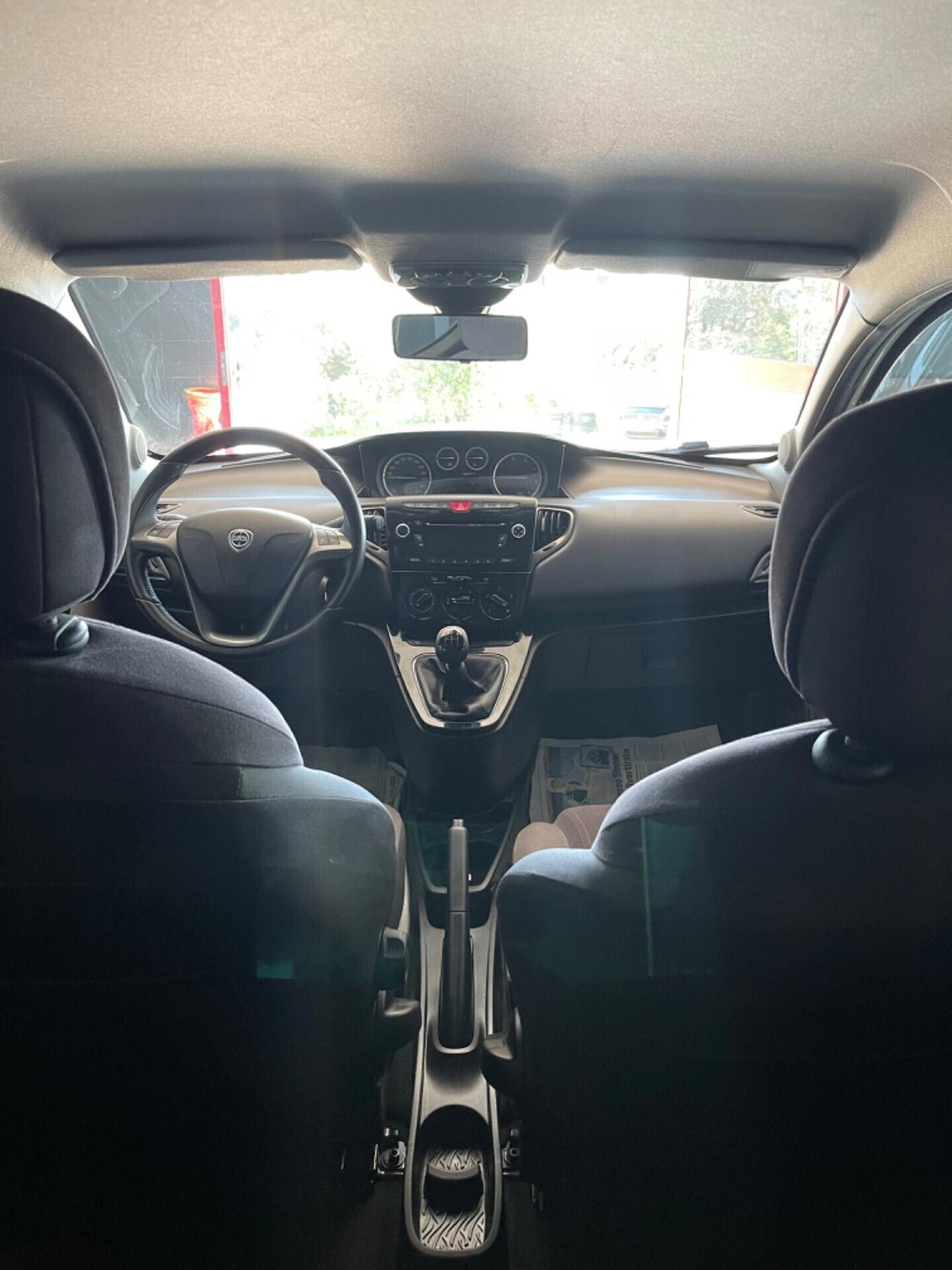 Lancia Ypsilon 1.3 MJT 16V 95 CV 5 porte S&S Gold