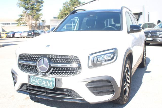 MERCEDES-BENZ GLB 200 d Automatic Premium