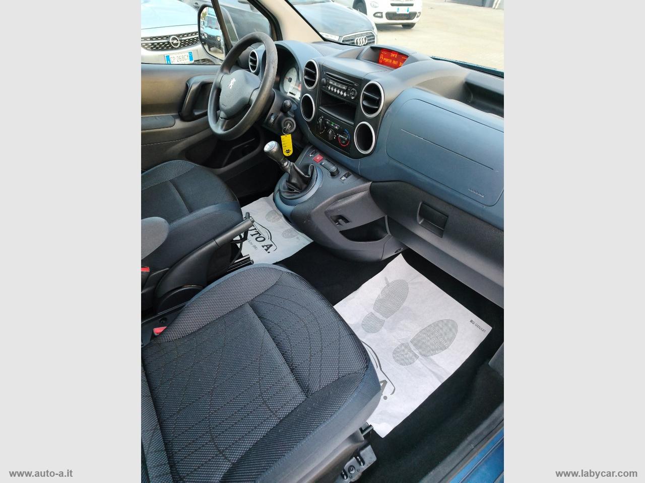 PEUGEOT Partner Tepee 1.6HDI 92 Active