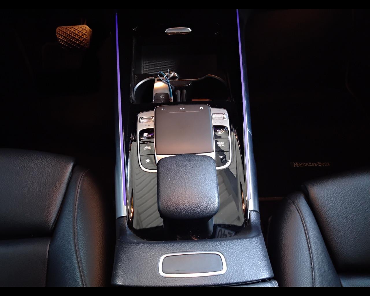 Mercedes-Benz GLB - X247 2019 - GLB 200 d Sport Plus auto
