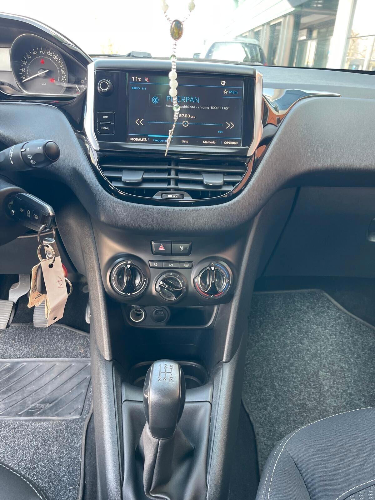 Peugeot 208 1.2 benz 82cv 5 porte - Distribuzione a 63mila km