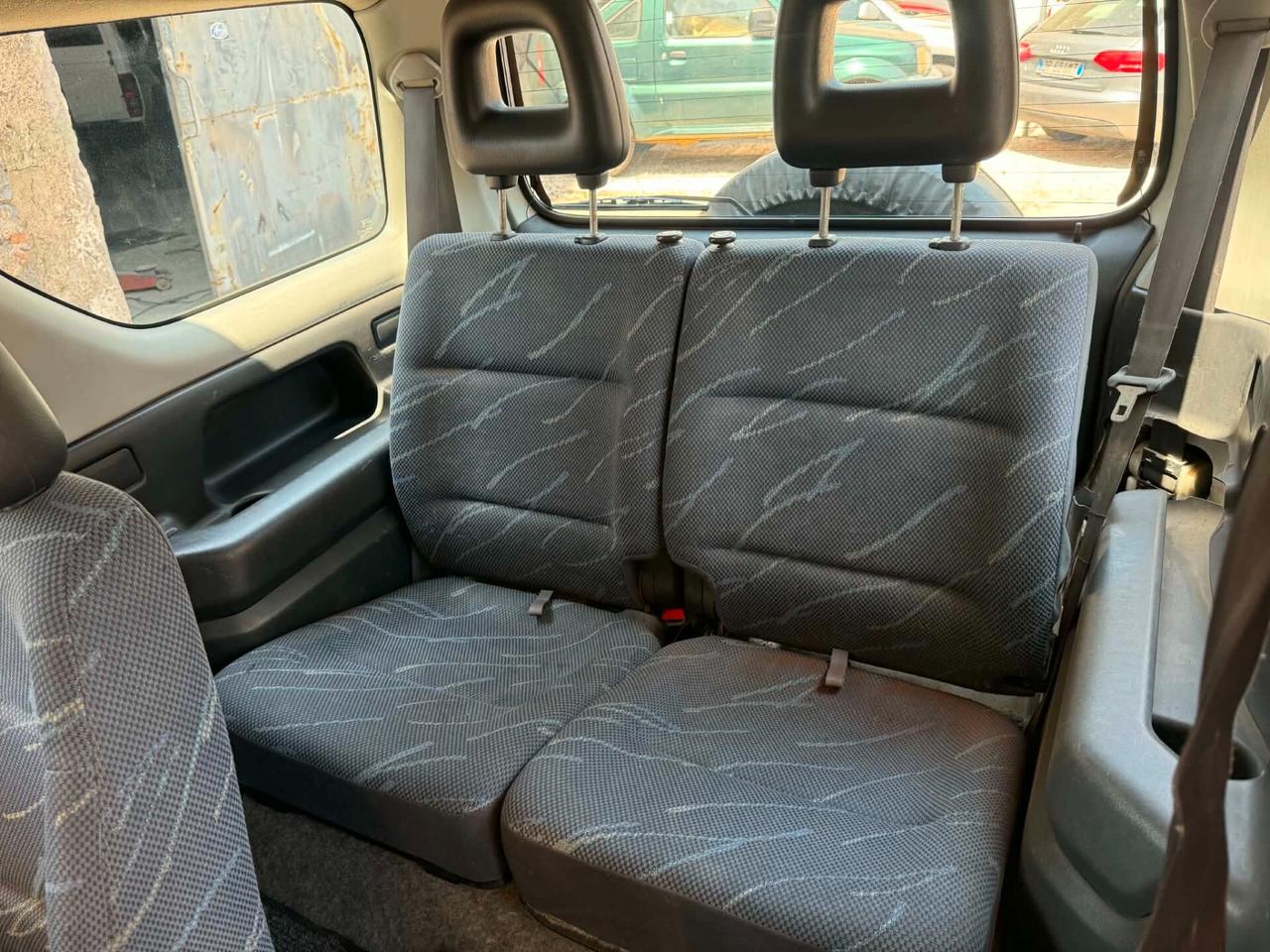 Suzuki Jimny 1.3i 16V cat 4WD JLX