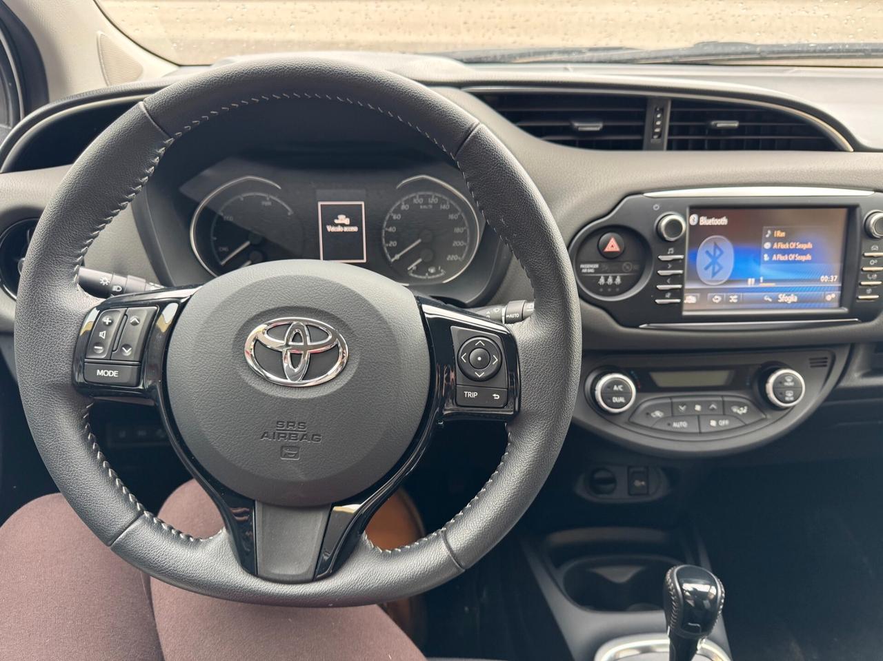 Toyota Yaris 1.5 Hybrid 5 porte Business