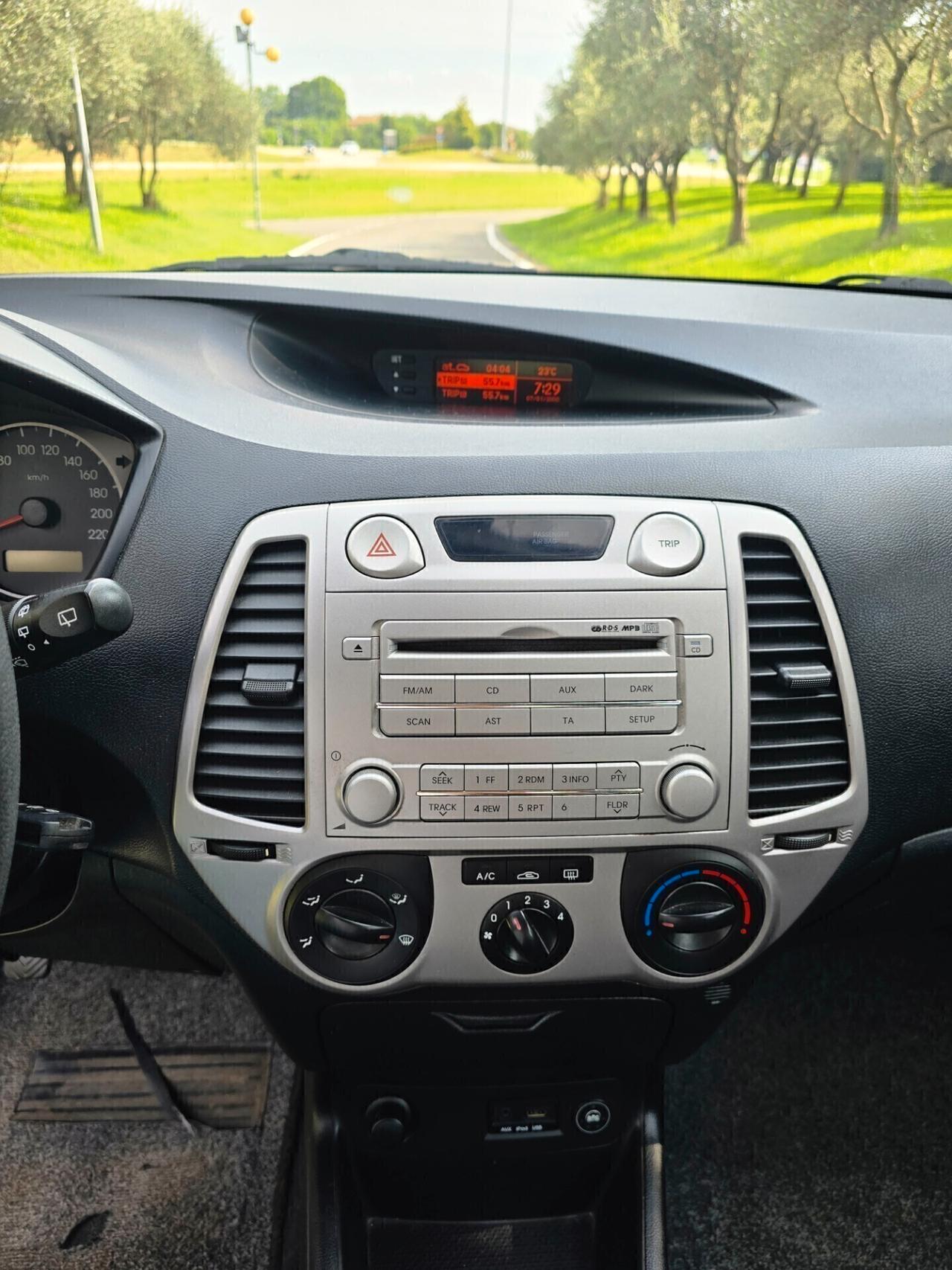 Hyundai i20 1.0 GPL ANNO 10/2009 OK PER NEOPATENTATI