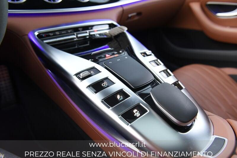 Mercedes-Benz AMG GT 43 4MATIC+ Mild hybrid