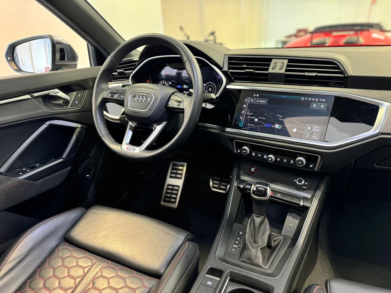 Audi Q3 SPB 45 TFSI quattro S tronic Identity Black