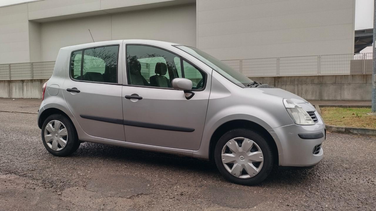 Renault Modus 1.2 Dynamique METANO