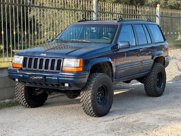 Jeep Grand Cherokee Limited 5.2 V8 - Gancio di Traino