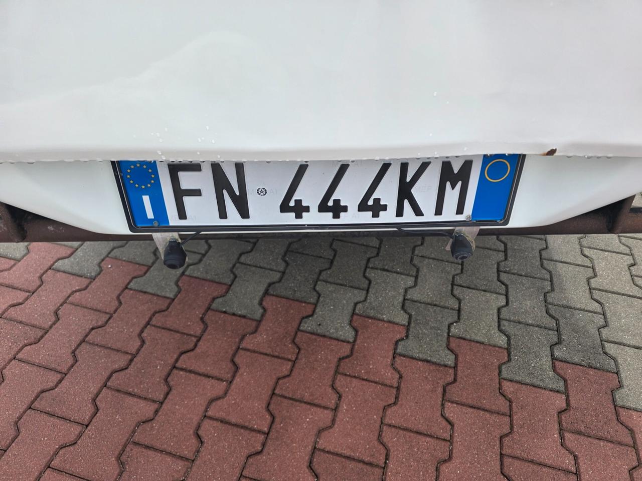 Mitsubishi L200 Autocarro preparata e garantito 12 mesi