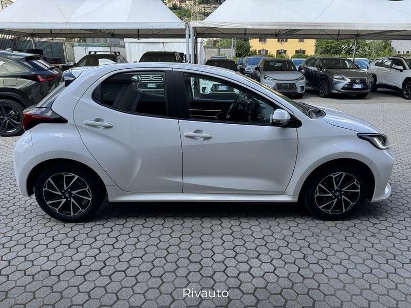 Toyota Yaris Hybrid Trend MY22