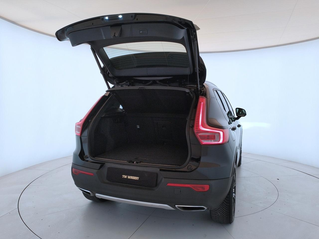 VOLVO XC40 1.5 t5 phev Inscription auto - IVA ESPOSTA - TETTO PANORAMICO