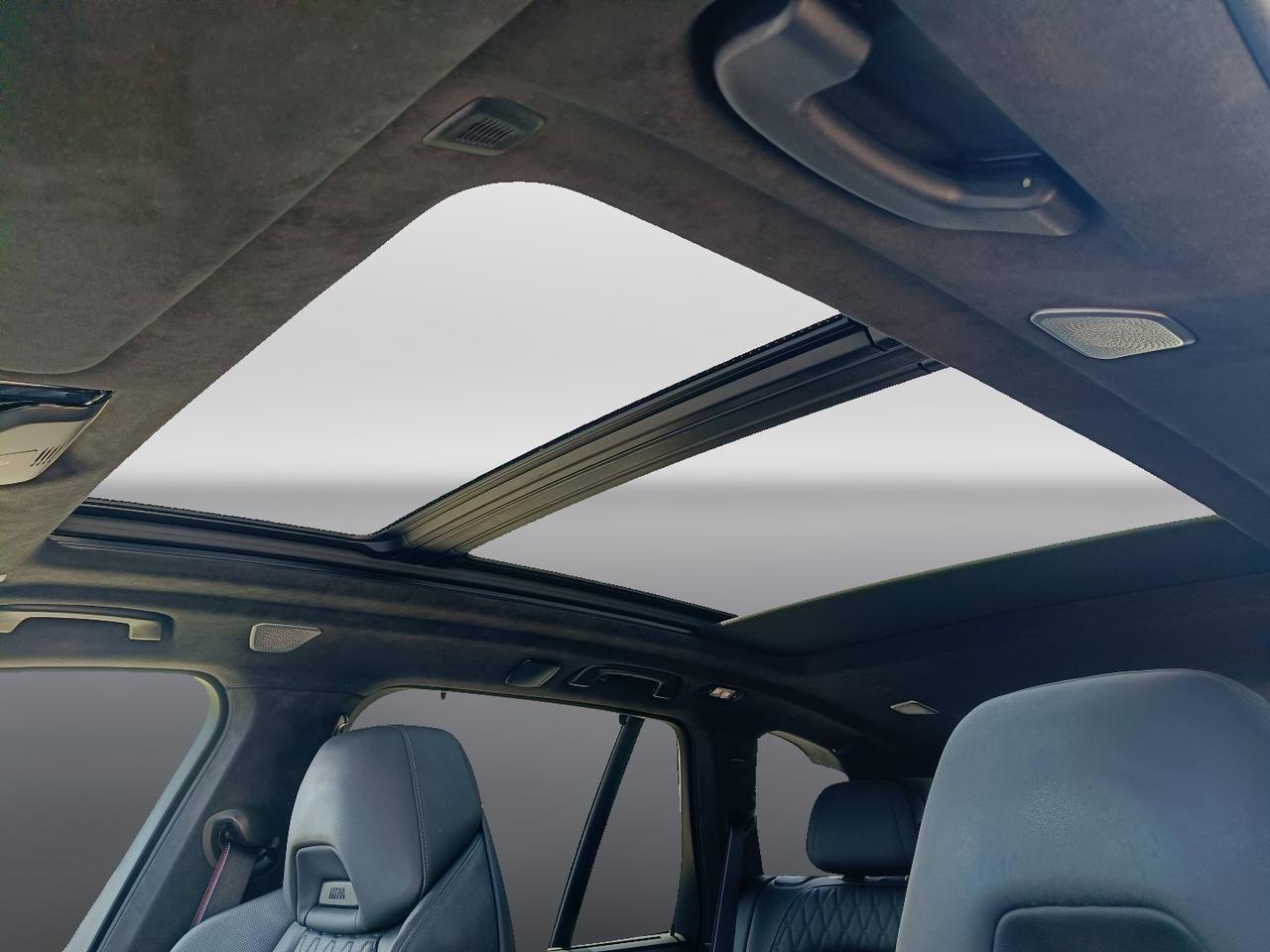 BMW X5 G05 LCI 2023 - X5 M60i auto