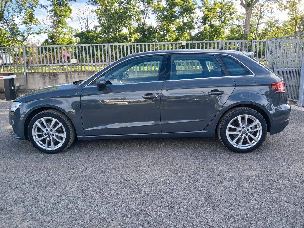 Audi A3 SPB 30 TDI S tronic Business