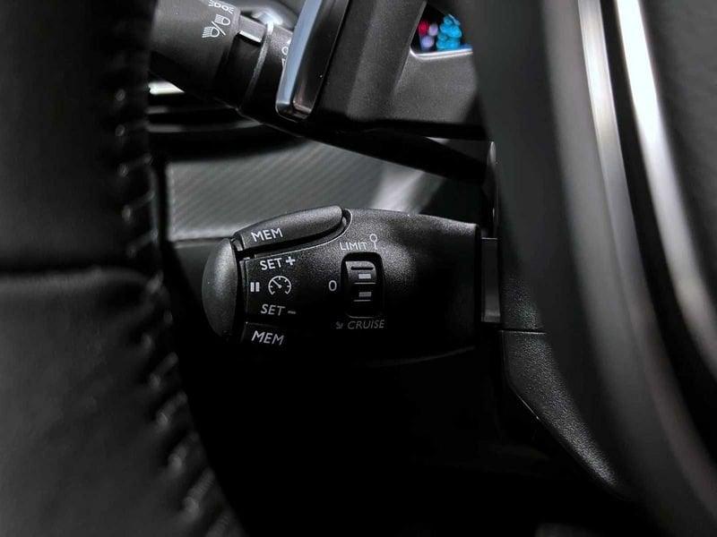 Peugeot 208 208 5p 1.2 Hybrid 100cv e-DCS6 Style