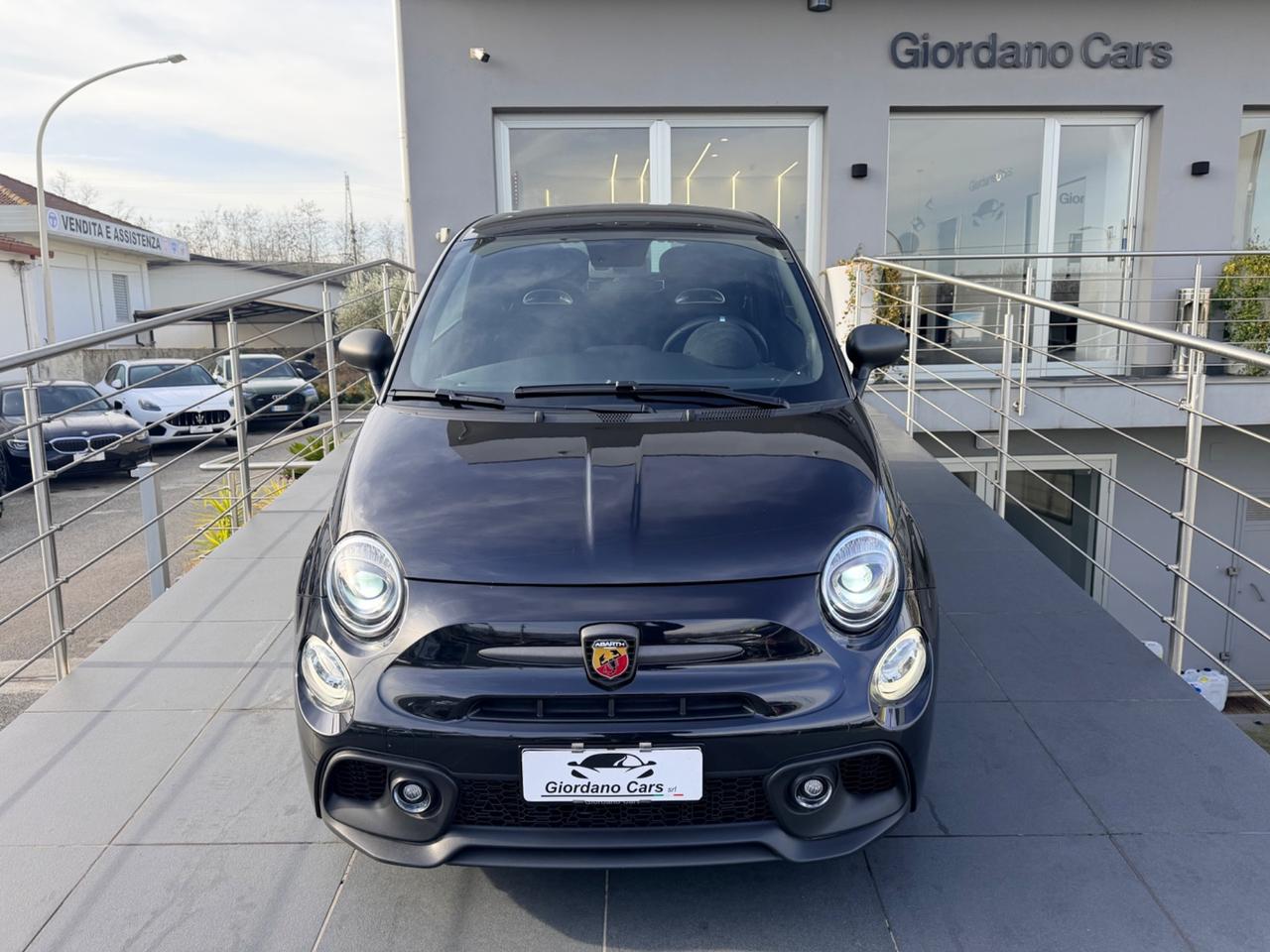 Abarth 595 1.4 Turbo T-Jet 165 CV black edition
