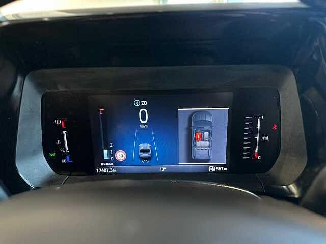 Ford Tourneo Courier 1.0 EcoBoost Titanium