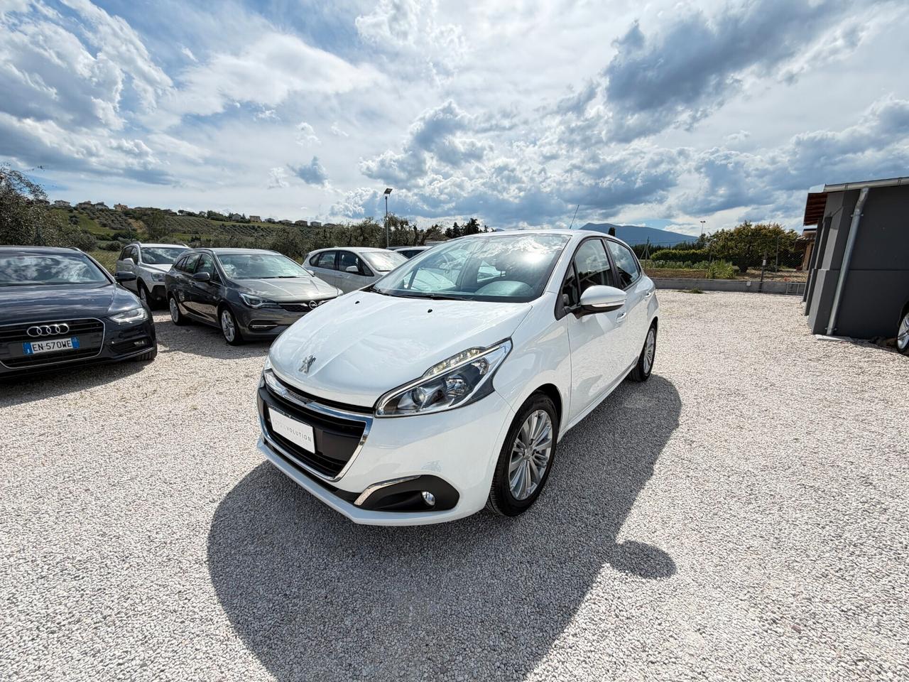 Peugeot 208 HDi 75cv 5 porte 25.380 km unico proprietario