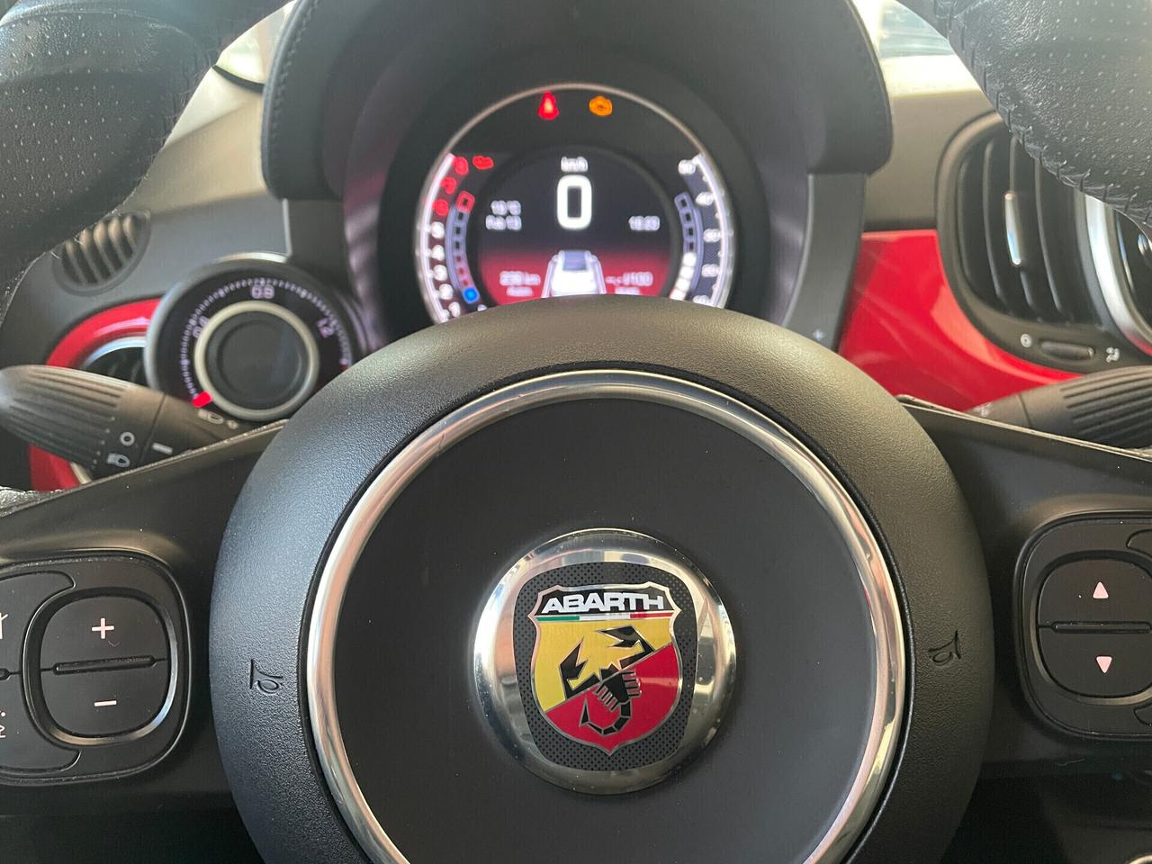 Abarth 595 C 1.4 Turbo T-Jet 145 CV CABRIO