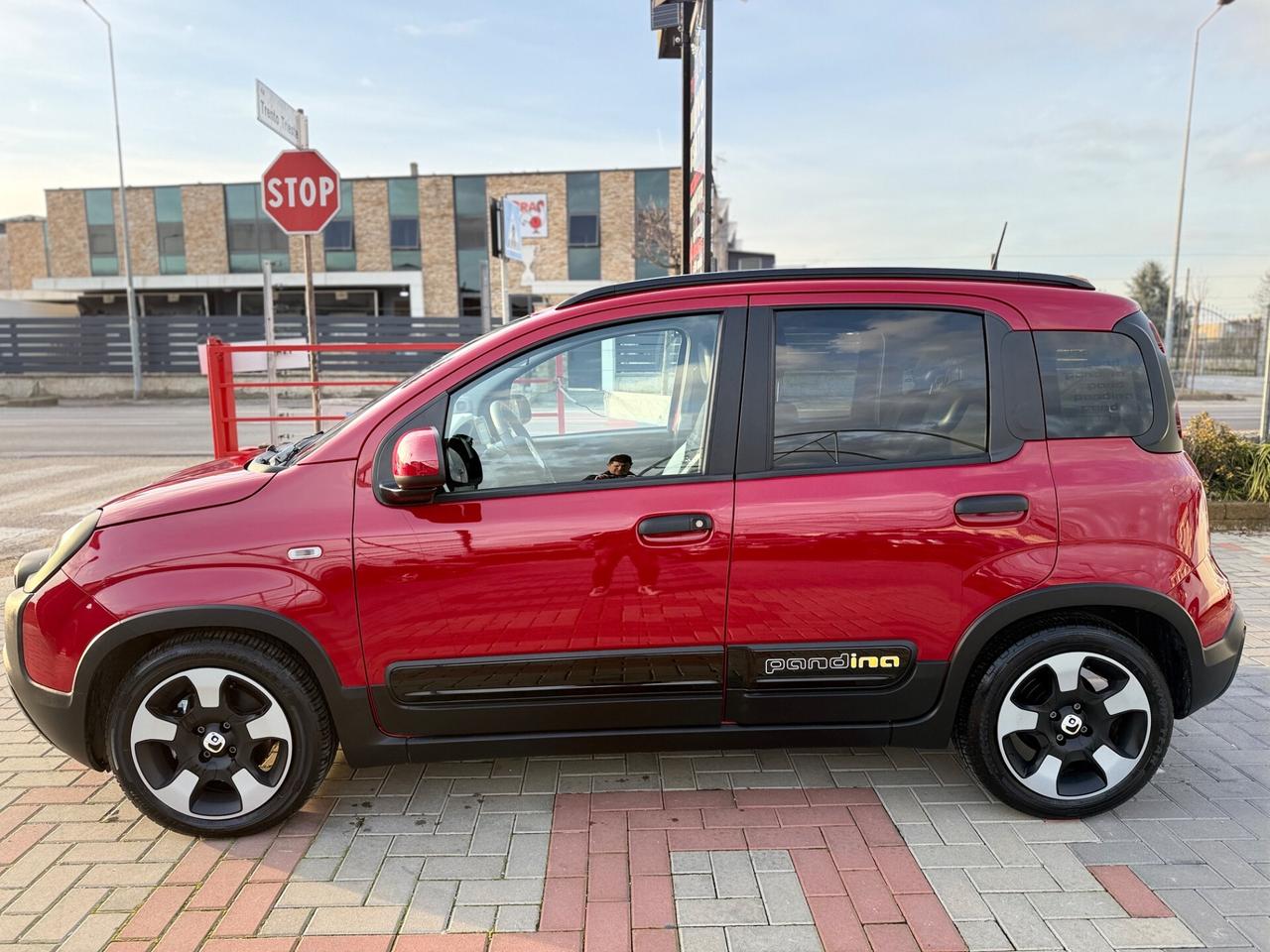 Fiat Panda CROSS 1.0 FireFly S&S Hybrid Pandina
