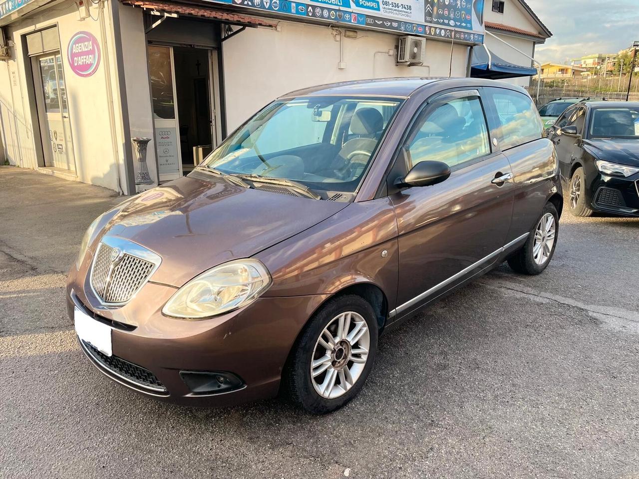 Lancia Ypsilon 1.4 Oro Ecochic GPL