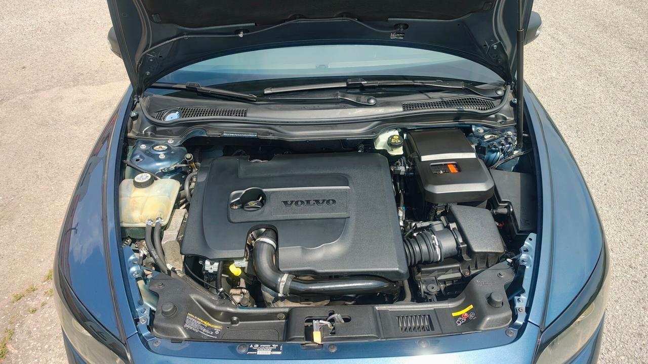 Volvo C30 1.6 D Summum