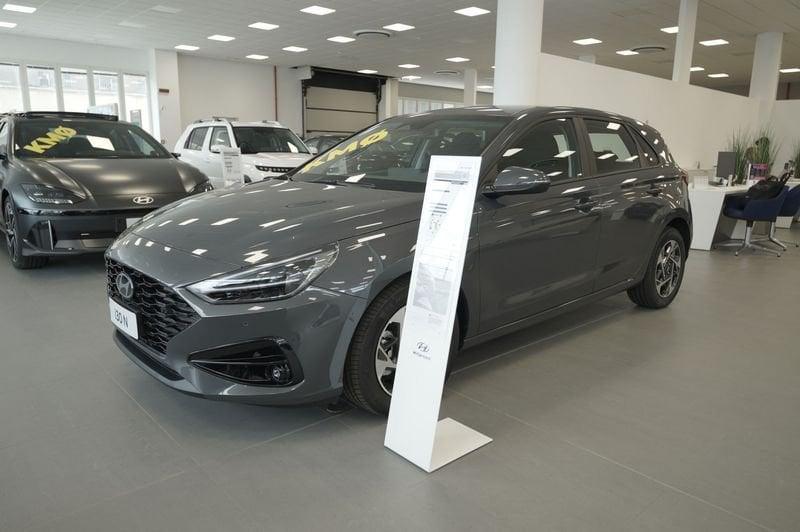 Hyundai i30 5DR PE 1.0T 100CV DCT 48V BUSINESS