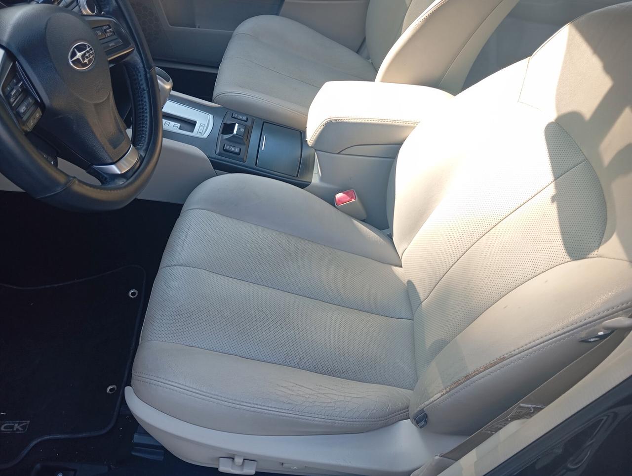 Subaru OUTBACK 2.0D Lineartronic Exclusive
