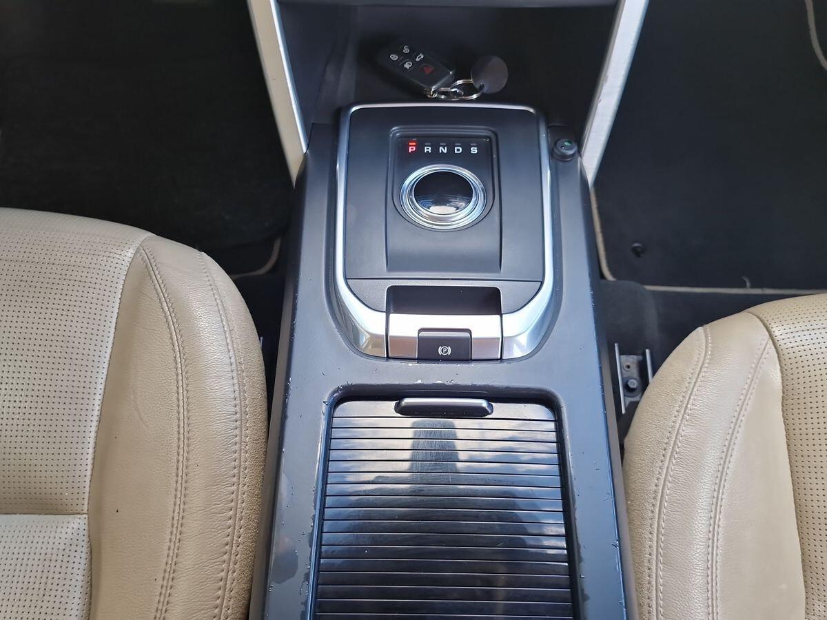 LAND ROVER DISCOVERY SPORT 2.0 PURE