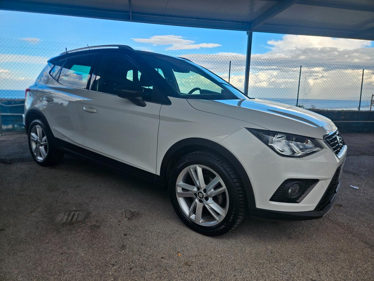 Seat Arona 1.0 TGI FR Bicolor