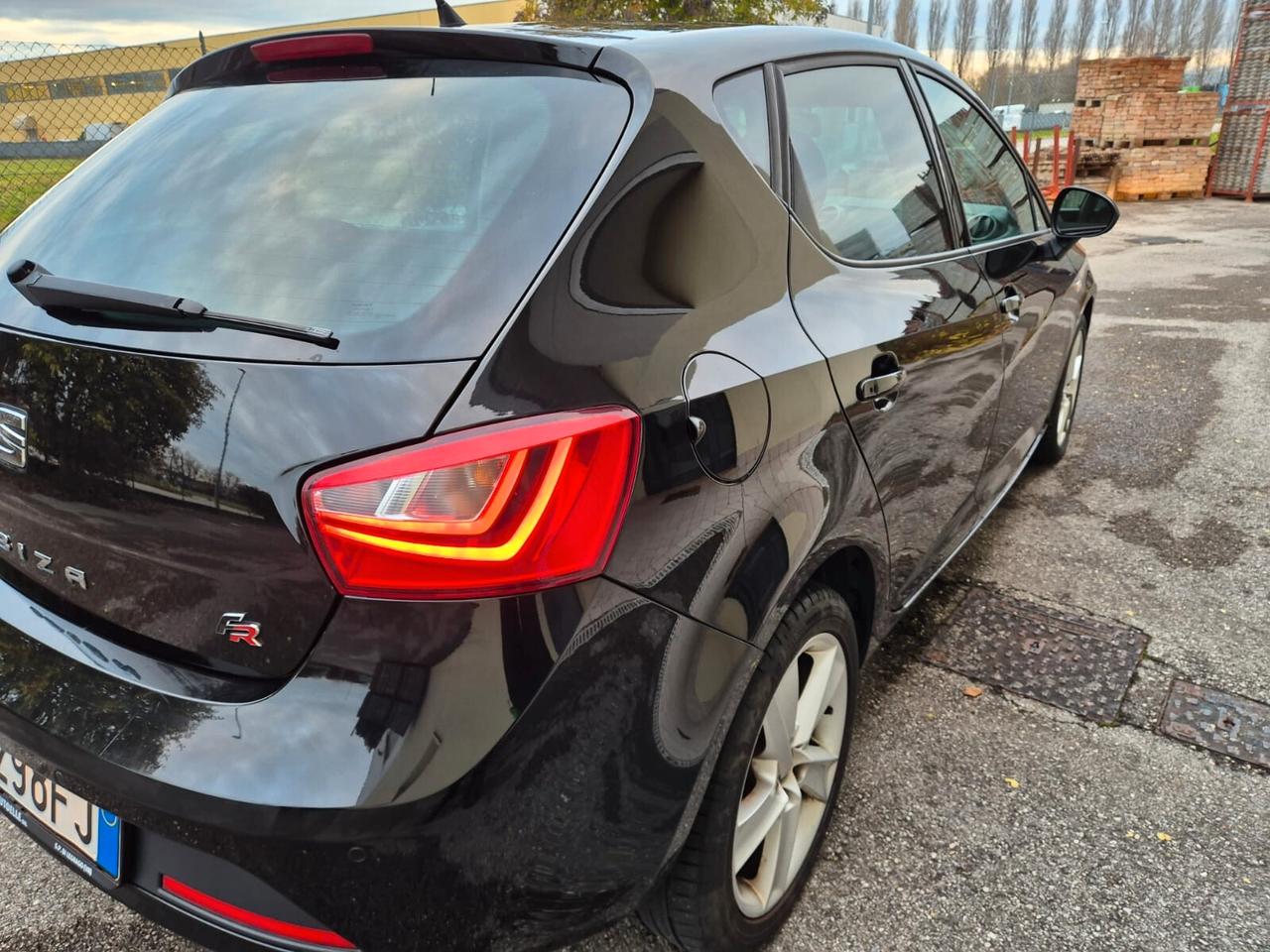 Seat Ibiza 1.4 TDI 90 CV CR 5p. FR