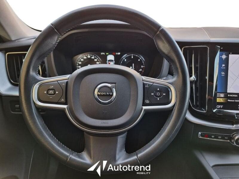 Volvo XC60 B4 197+14 CV AWD Automatica Mild Hybrid Momentum Pro