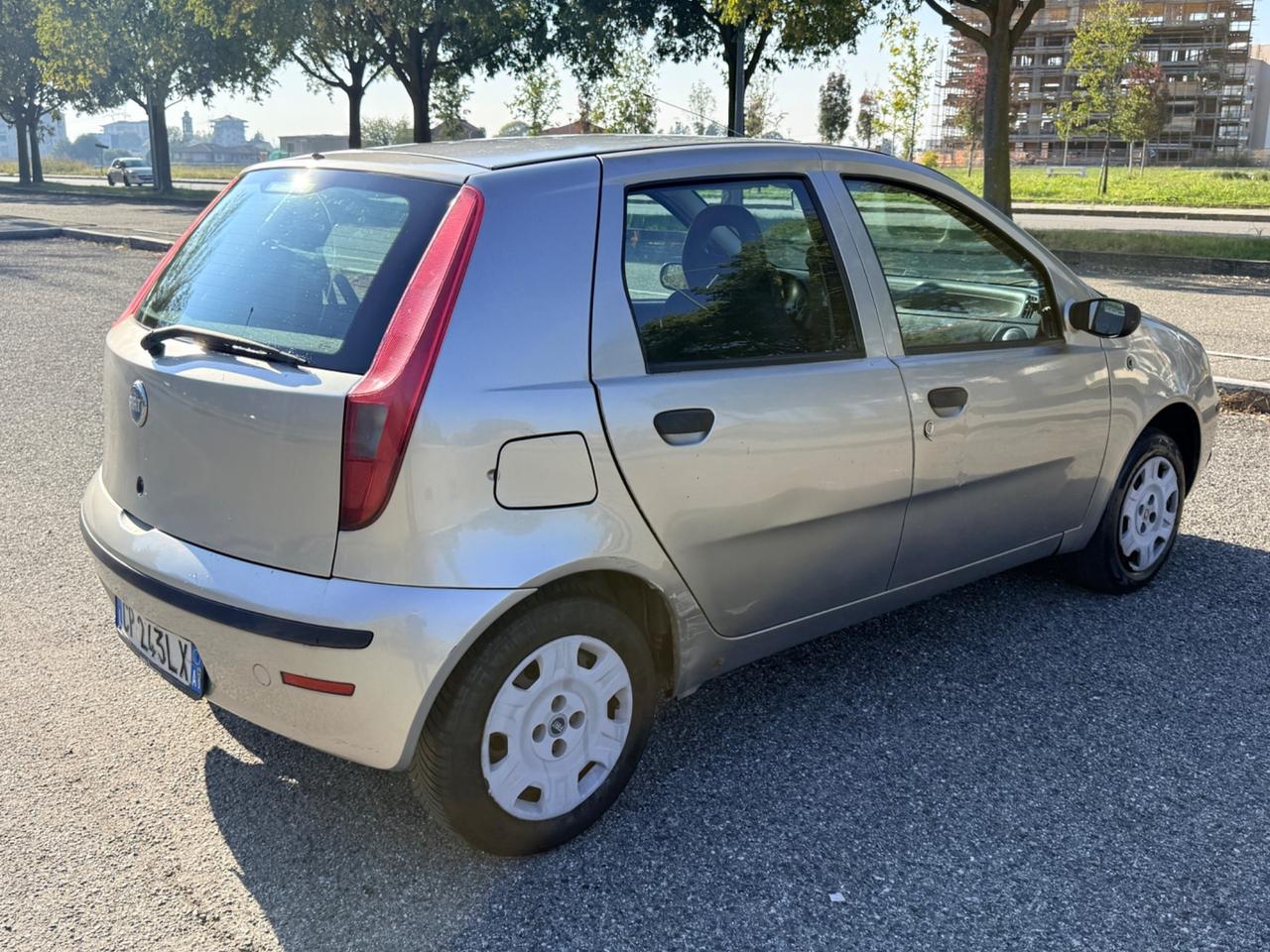 Fiat Punto 1.2 5 porte “MOTORE SOSTITUITO”