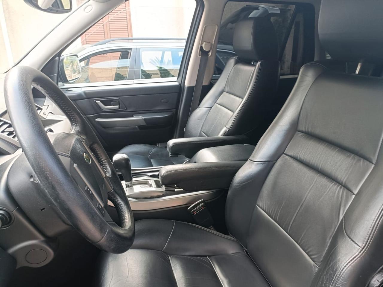 Land Rover Range Rover Sport 2.7 TDV6 HSE - 2011
