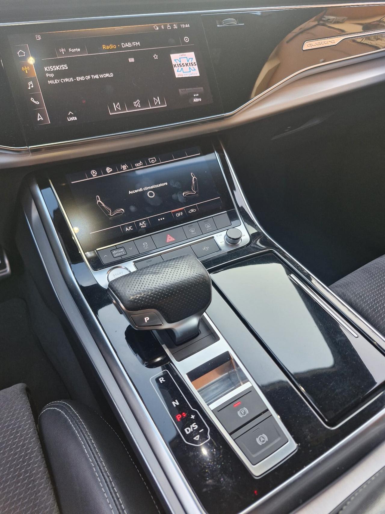 Audi Q8 50 TDI 286 CV quattro tiptronic Sport