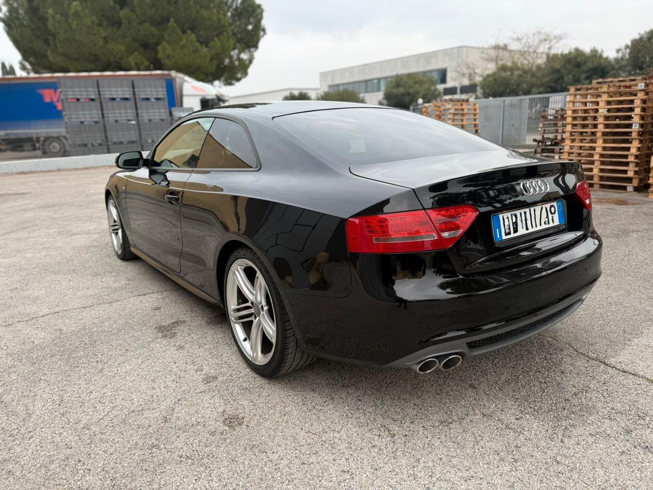 AUDI A5 2.0 TDI 2010 12 MESI DI GARANZIA