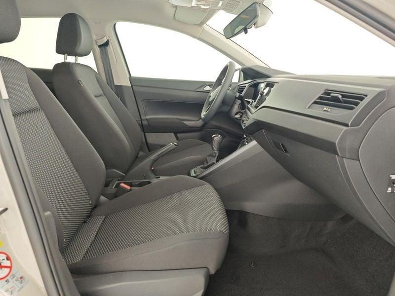 Volkswagen Polo 1.0 Young
