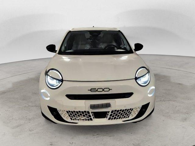 FIAT 600 600 Hybrid 110 CV DCT MHEV La Prima