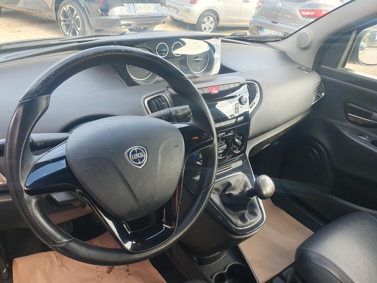 Lancia Ypsilon 1.3 MJT 16V 95 CV 5 porte S&S Gold