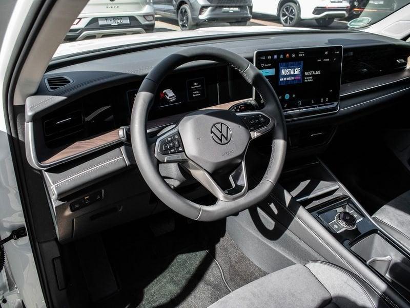 Volkswagen Tayron 1.5 eTSI ACT DSG Elegance 7 posti Led Plus Gancio 19" Camera 360°