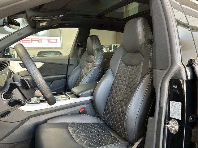 AUDI Q8 50 TDI 286 CV quattro S line - 22"- Tetto - B&O
