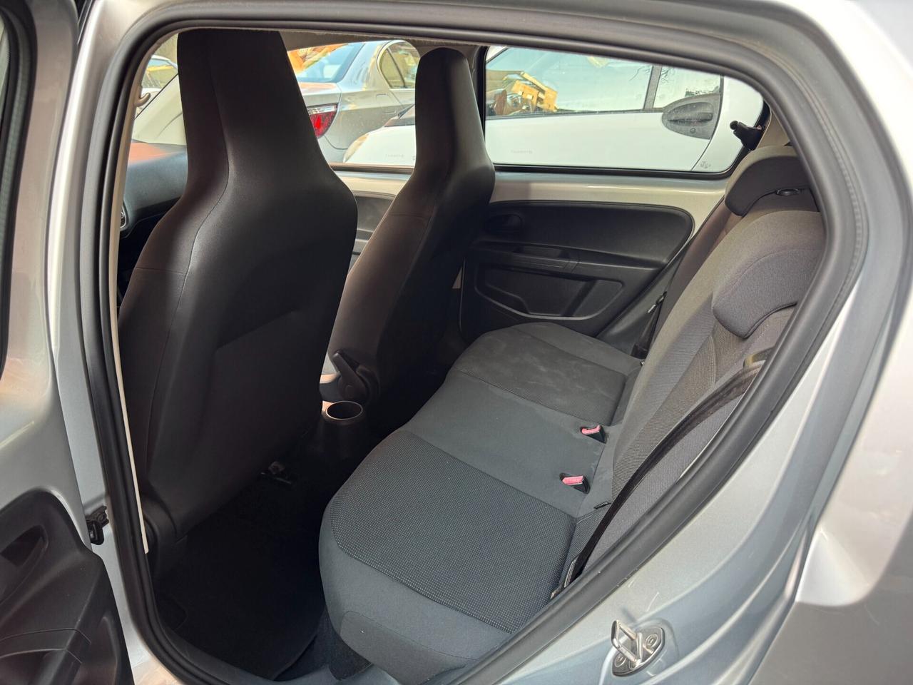 Volkswagen up! 1.0 5p. move