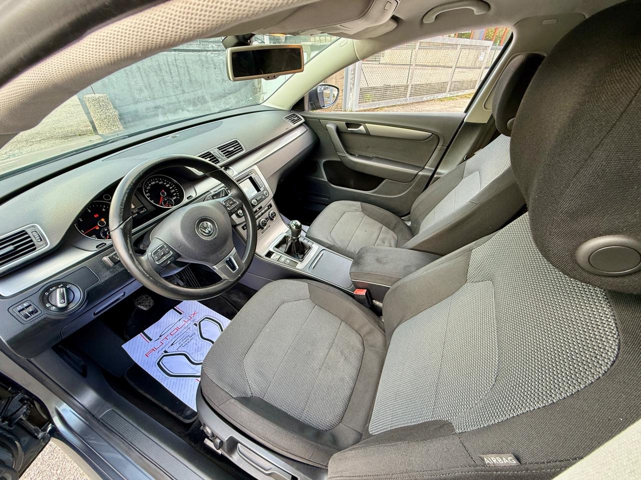 Volkswagen Passat Var. 2.0 TDI Highline NEOPATENTATI