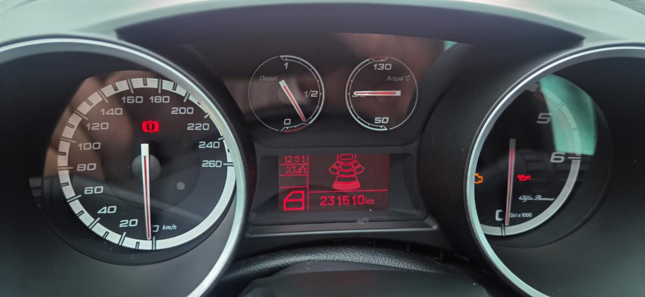 Alfa Romeo Giulietta 1.6 JTDm-2 105 CV Distinctive 2013 USATO