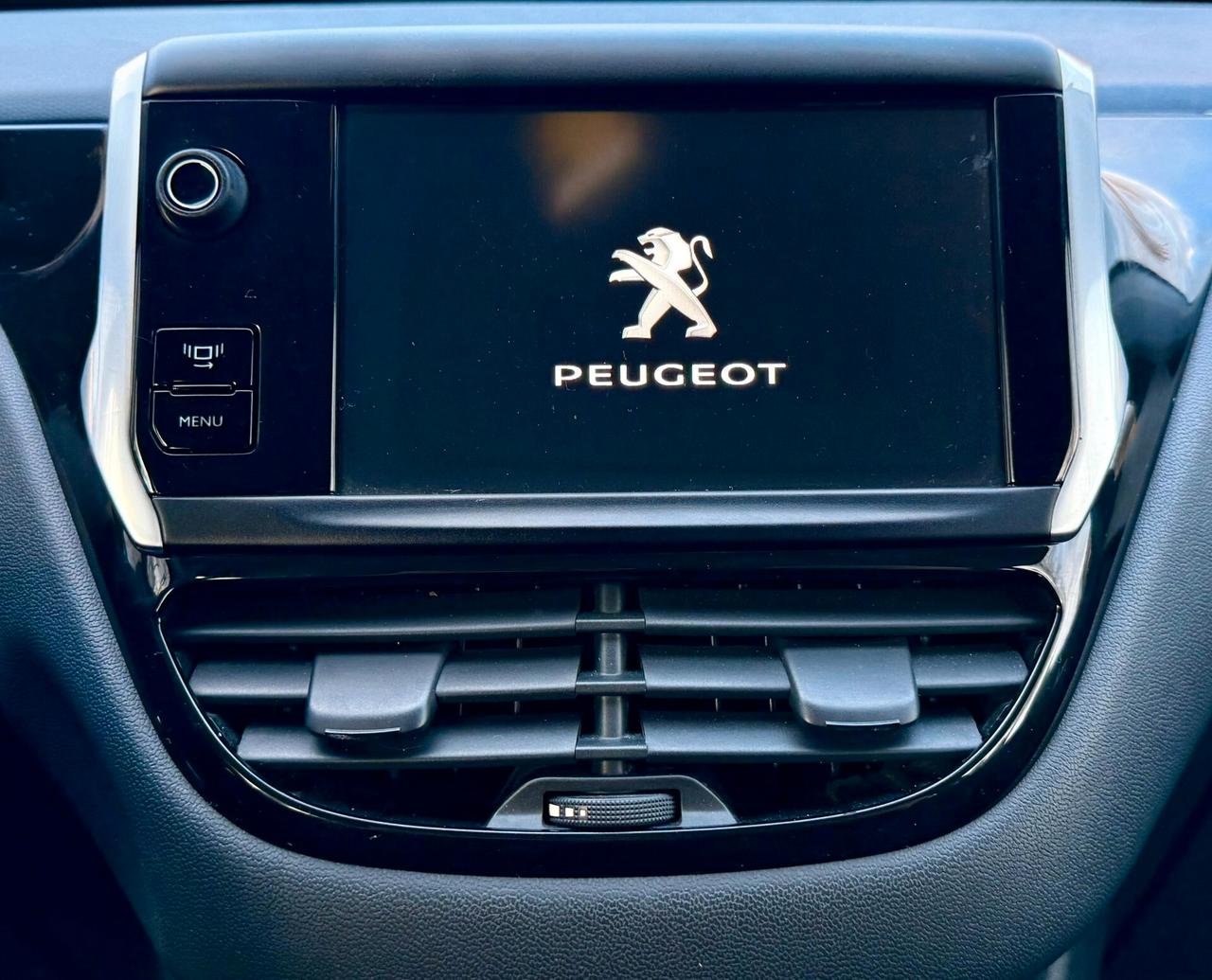 Peugeot 208 1.4 HDi 68 CV 3 porte Allure