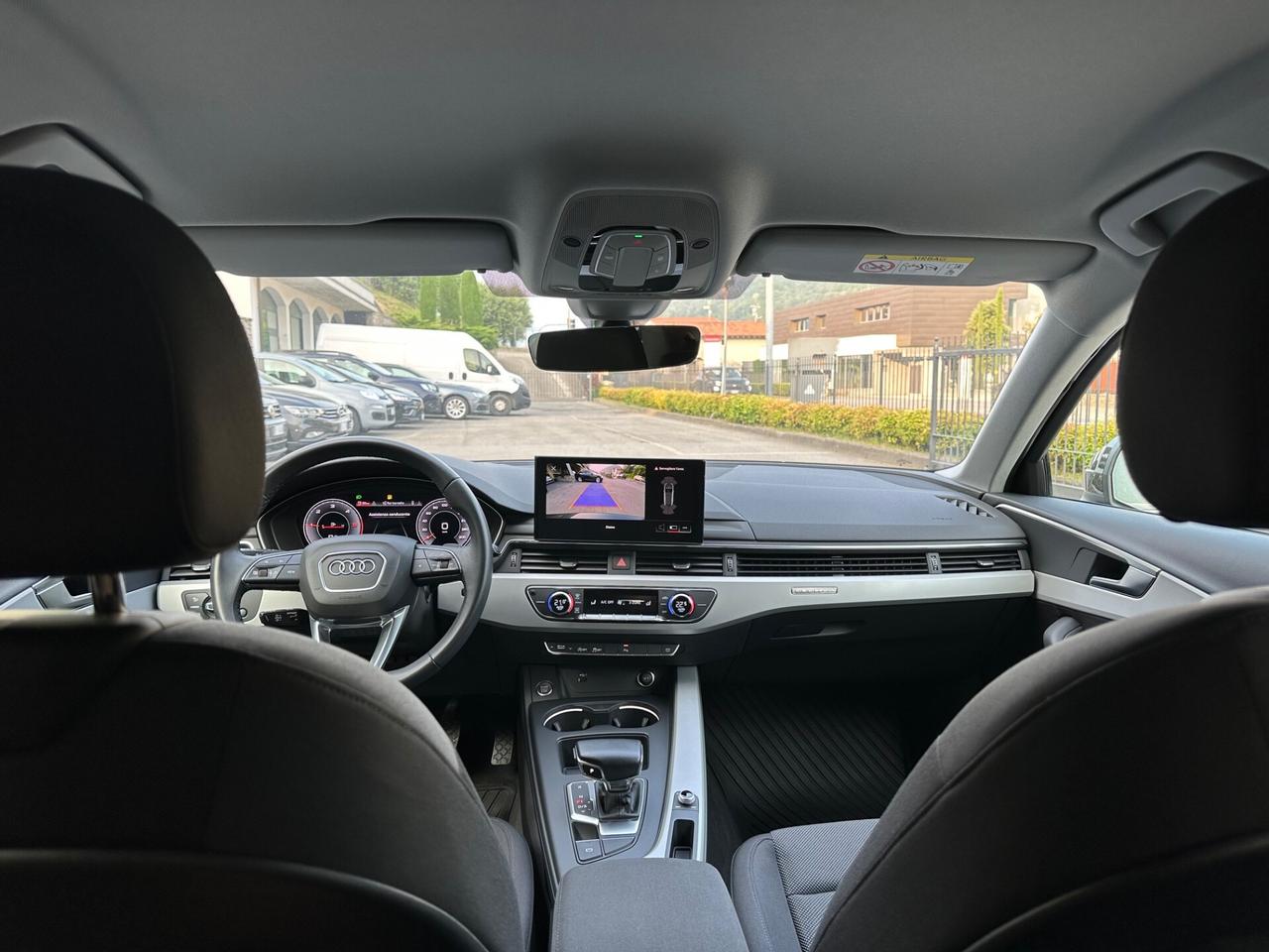 Audi A4 40 TDI quattro S tronic Business Advanced