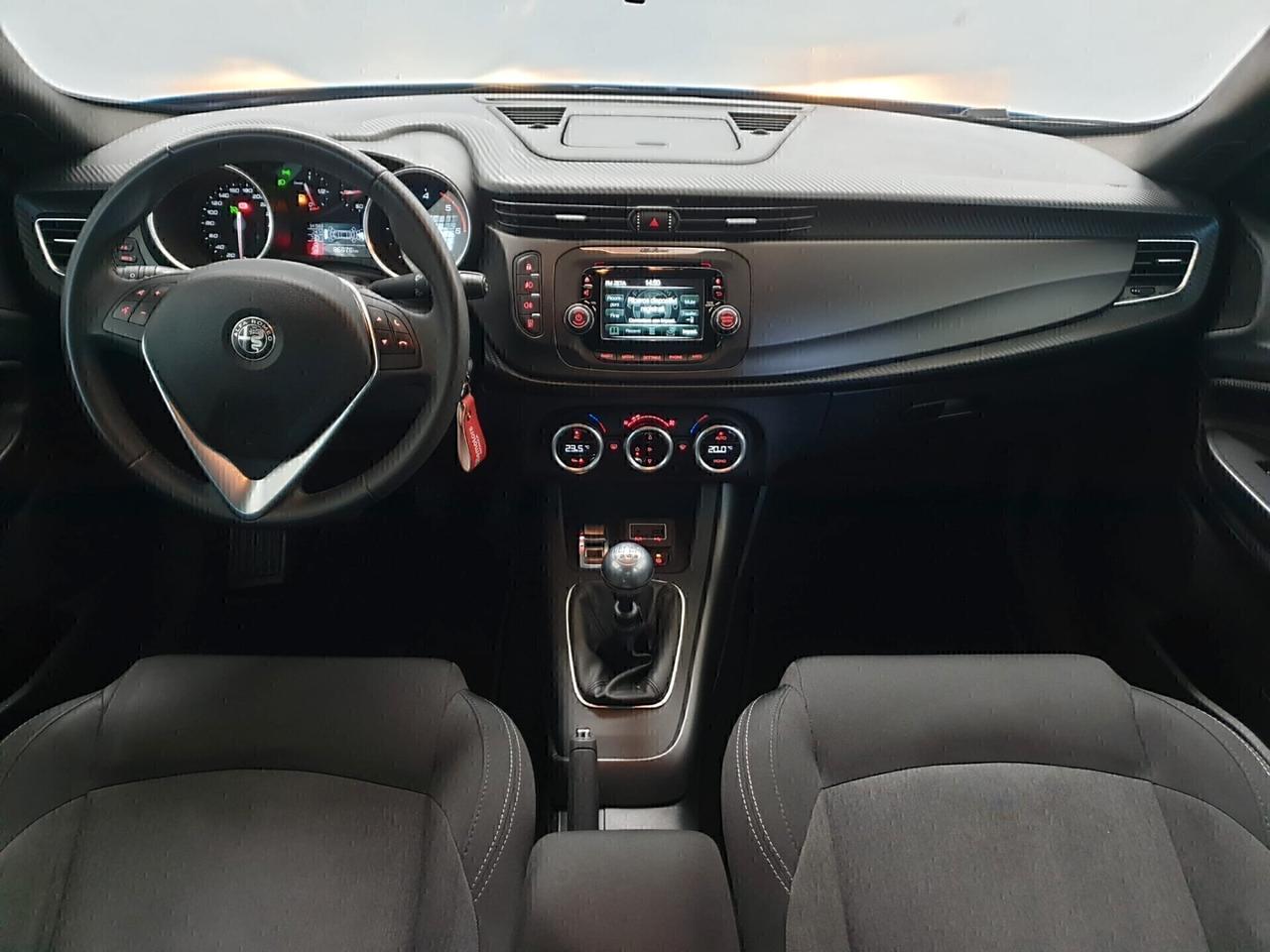 Alfa Romeo Giulietta 1.6 JTDm 120 CV Sport Carbon look