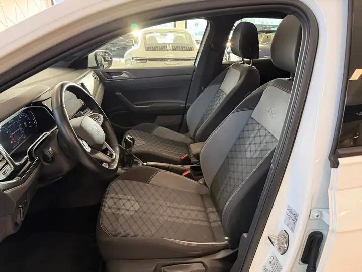 Volkswagen Taigo 1.0 TSI 110 CV R-Line